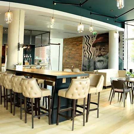 Doubletree By Hilton Leeds Hotel 4*