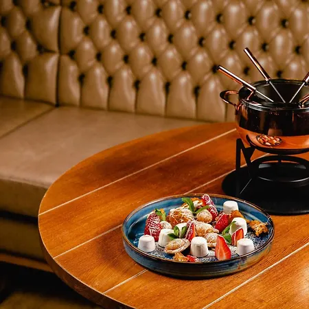 מלון Doubletree By Hilton לידס