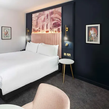 Doubletree By Hilton Leeds 4*