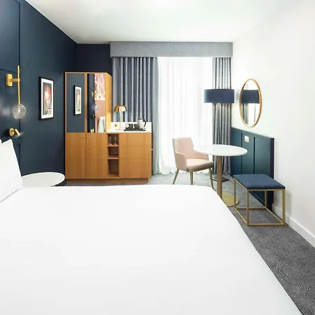 Doubletree By Hilton Leeds Hotel 4*