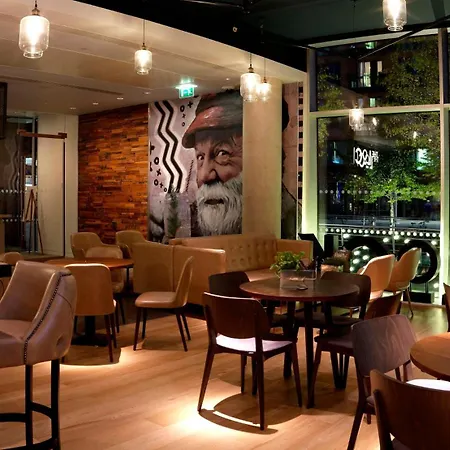 Doubletree By Hilton לידס