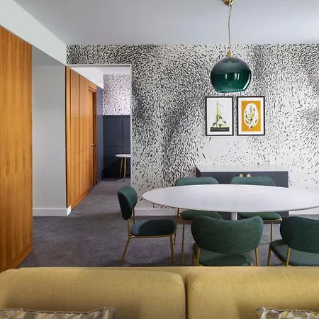 מלון Doubletree By Hilton לידס