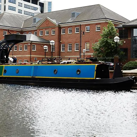 ホテル ダブルツリー　バイ　ヒルトン　リーズ